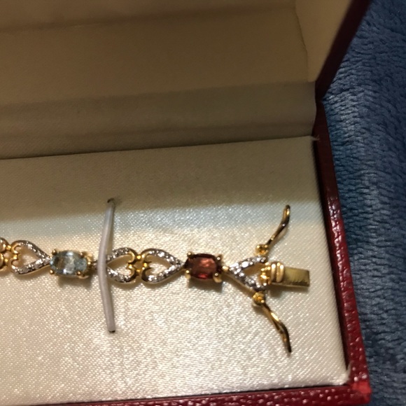 Gorgeous 18kt Gold over Sterling Silver with Genuine Stones and Diamond accents. - Picture 3 of 9